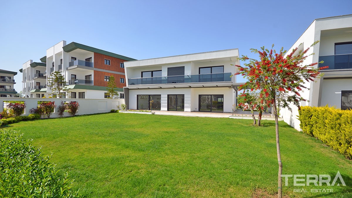 Riverside Villas With Private Garden in Side Antalya - 22597