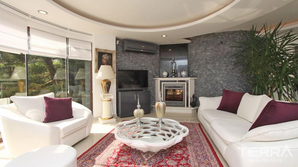 Stunning Villa with Panoramic Sea and City Views in Alanya Bektaş - 22828