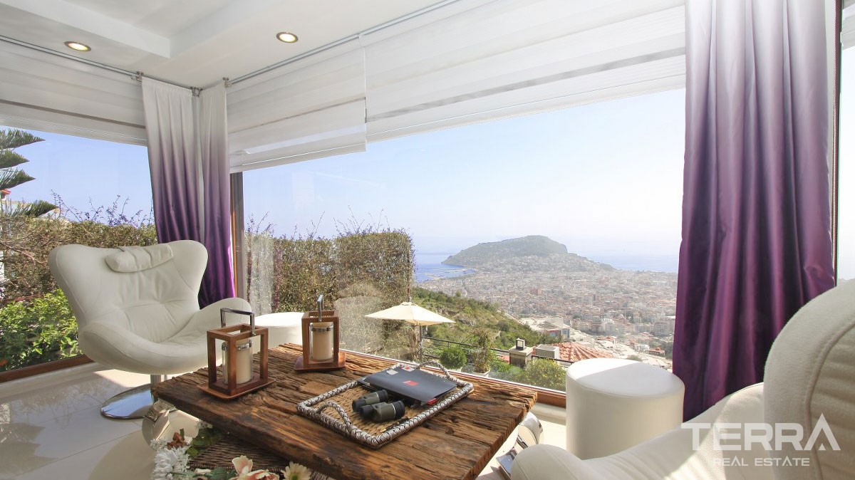 Stunning Villa with Panoramic Sea and City Views in Alanya Bektaş - 22836