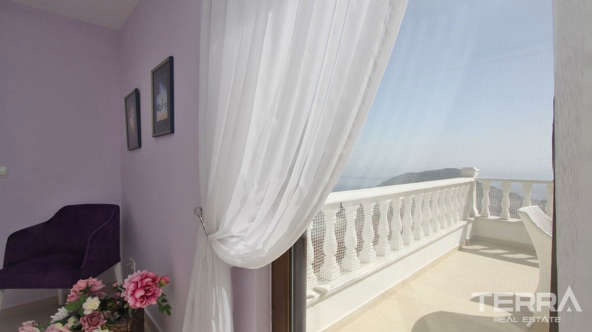 Stunning Villa with Panoramic Sea and City Views in Alanya Bektaş - 22854