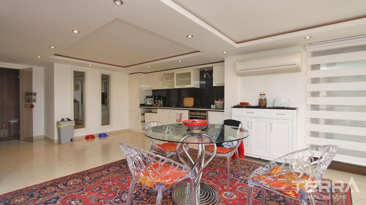 Stunning Villa with Panoramic Sea and City Views in Alanya Bektaş - 22869