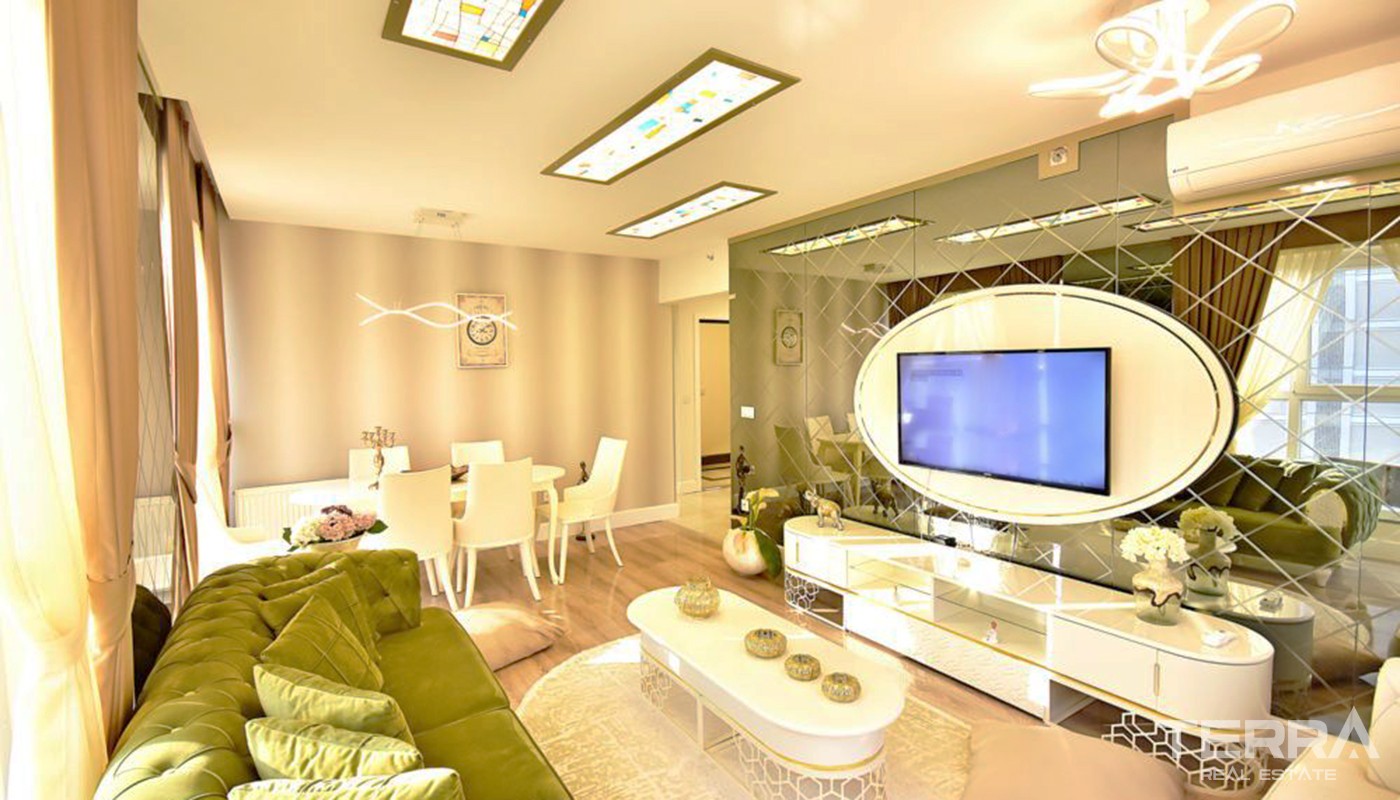 Appartements à Istanbul Proches de l'Autoroute E-5 et du Métro - 22799