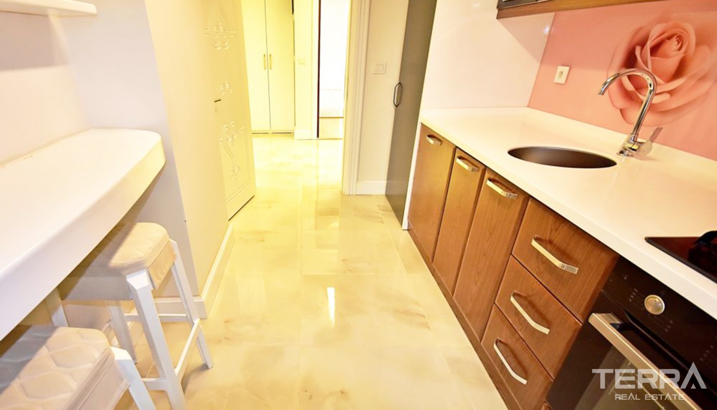 Appartements à Istanbul Proches de l'Autoroute E-5 et du Métro - 22800
