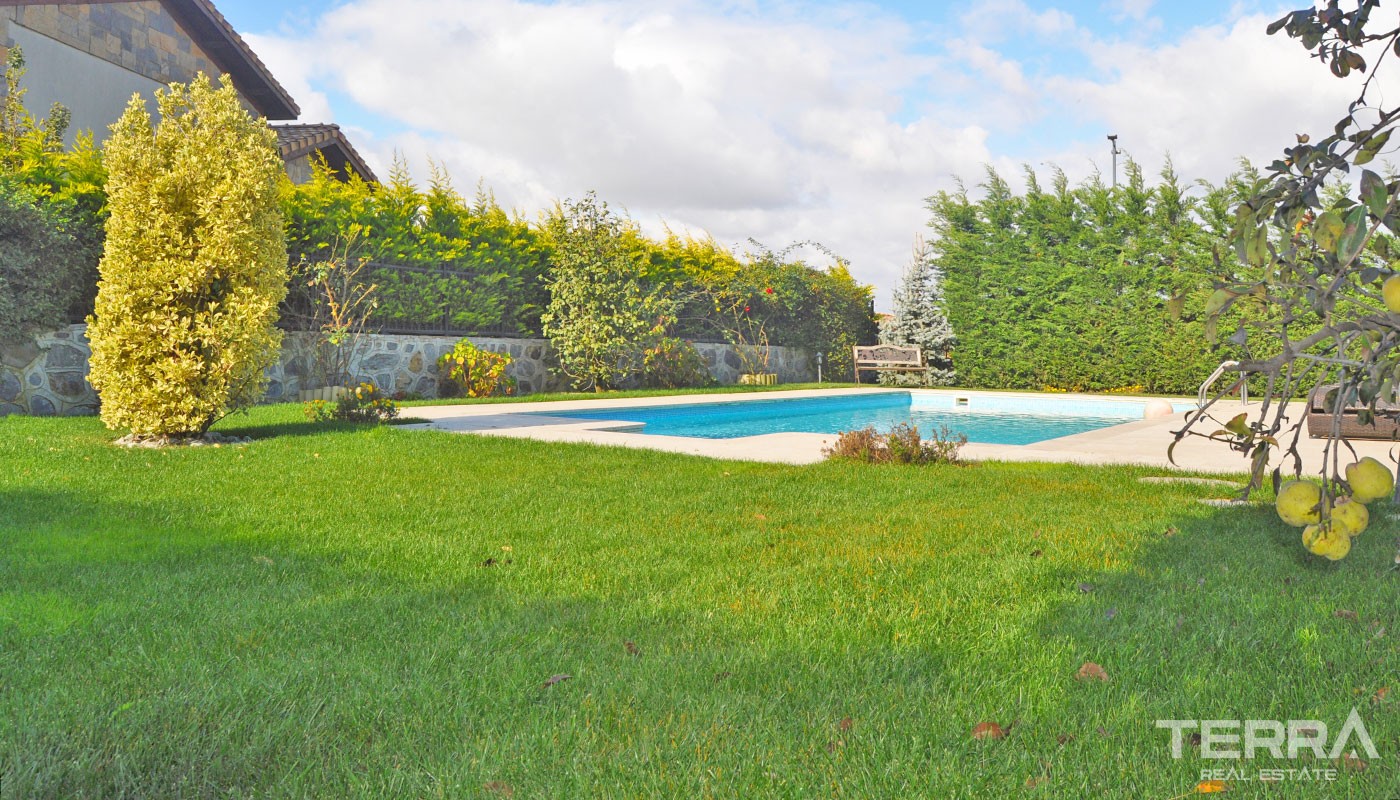 Luxury Villas with Private Pool in Istanbul Büyükçekmece - 23075