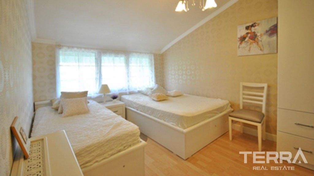 Fully Furnished Duplex Apartment Close to the Sea in Kemer - 23177