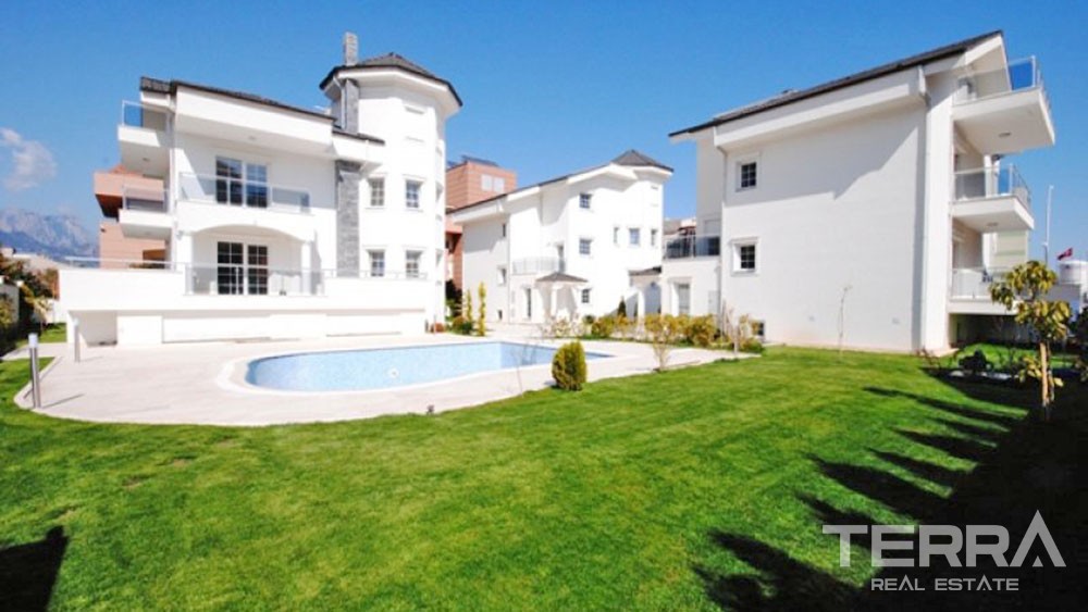 Luxury Detached House Only 150 m to the Sea in Kemer Centre