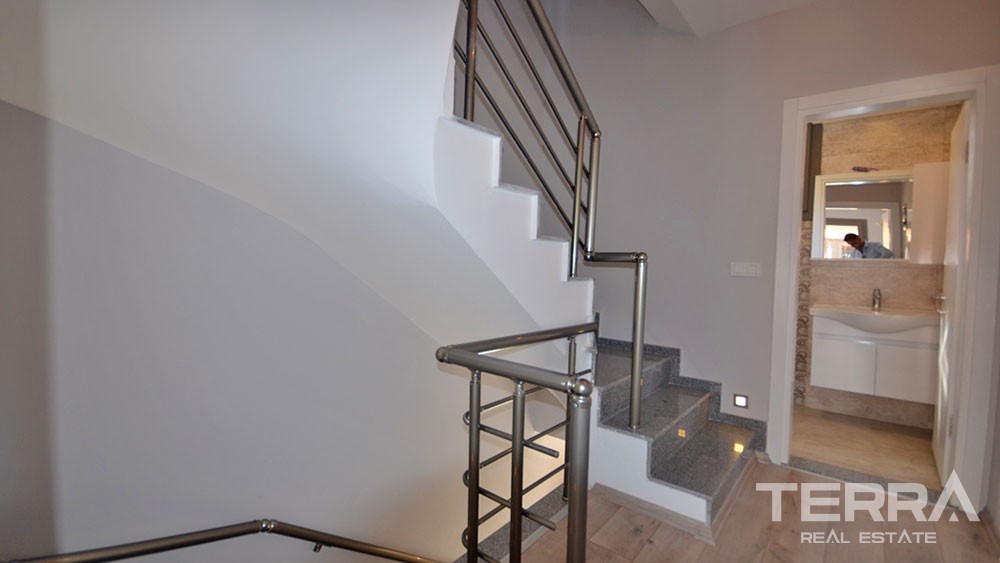 Key-ready Duplex Flat Only 400 m to the Beach in Çalış Fethiye - 23234