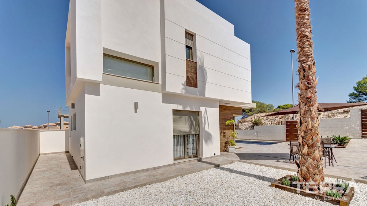 Villas with Private Pool in Villamartin Orihuela Close to Golf Courses - 23415