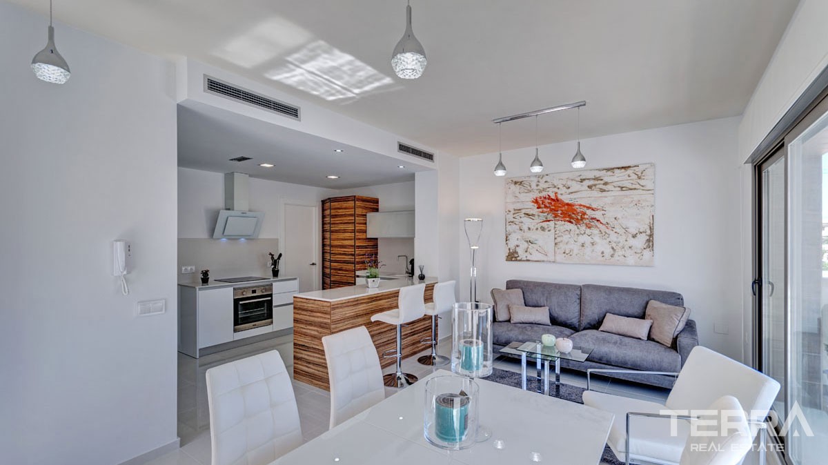 Villas with Private Pool in Villamartin Orihuela Close to Golf Courses - 23422