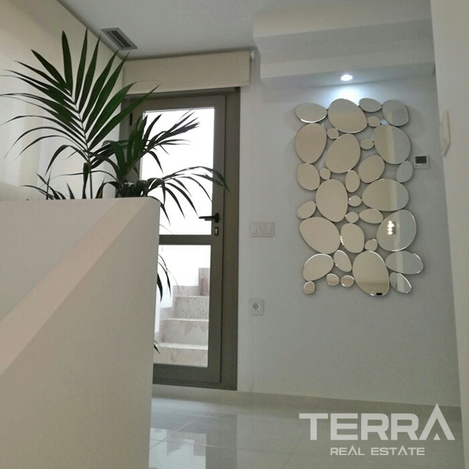 Villas with Private Pool in Villamartin Orihuela Close to Golf Courses - 23427