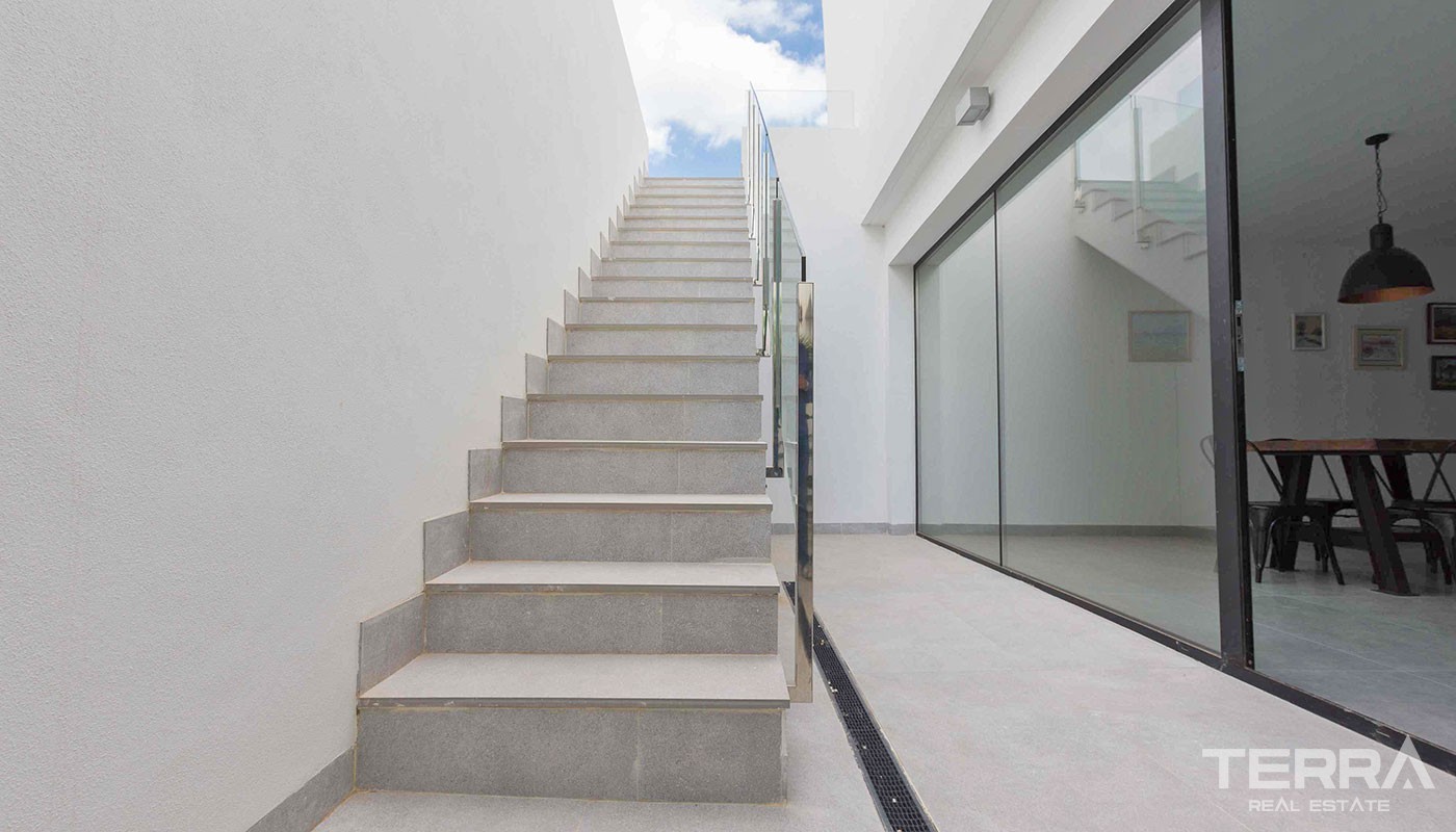 Luxury Villas in Finestrat Benidorm Costa Blanca near Golf Courses - 23703
