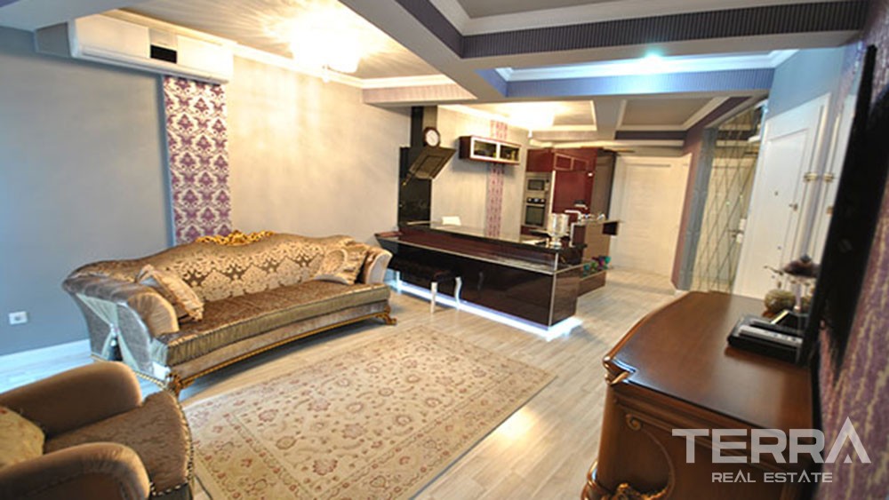 3 Bedroom Apartment Only 100 m to Beach in Kemer Centre - 24023