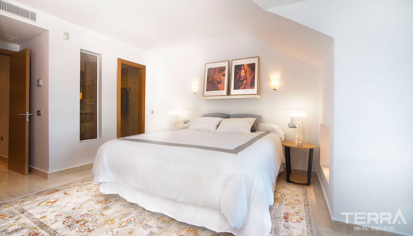 Ready to Move-In Sea View Penthouse Apartments in Malaga Fuengirola - 24731