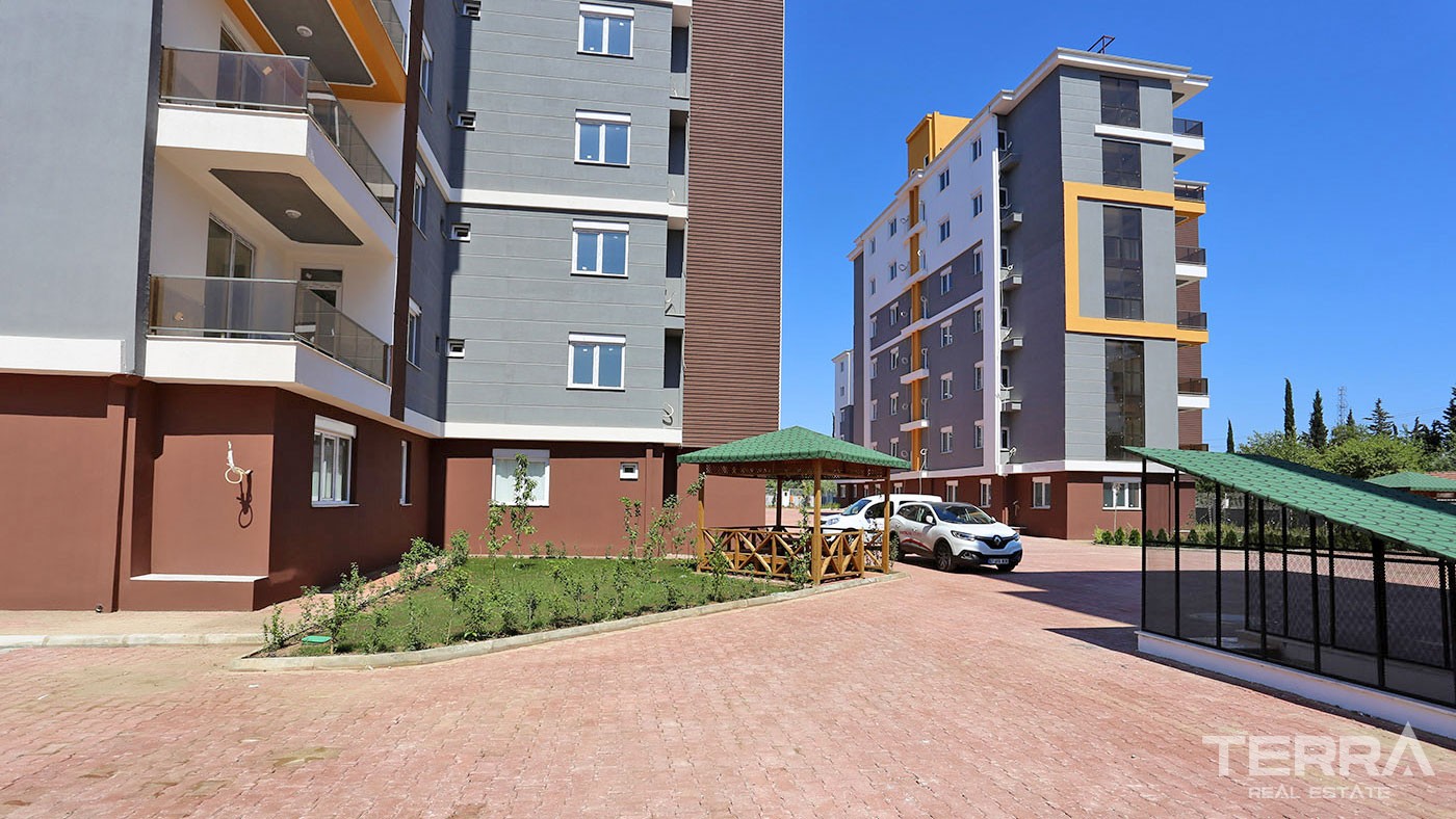 Budget Apartments with Private Hobby Garden in Antalya Kepez - 29641