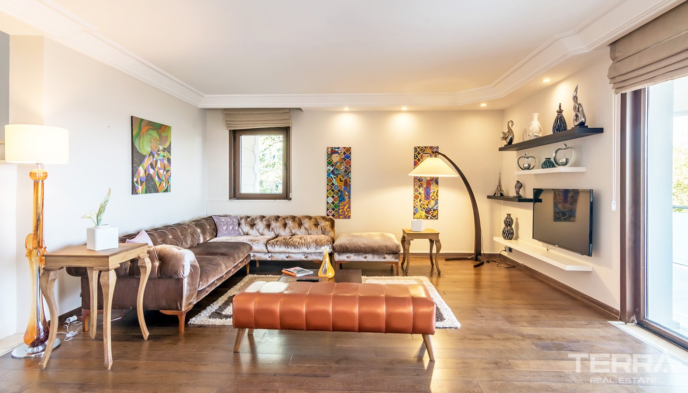 Elegant Villas for Sale in Istanbul with Astonishing Bosphorus View - 24295