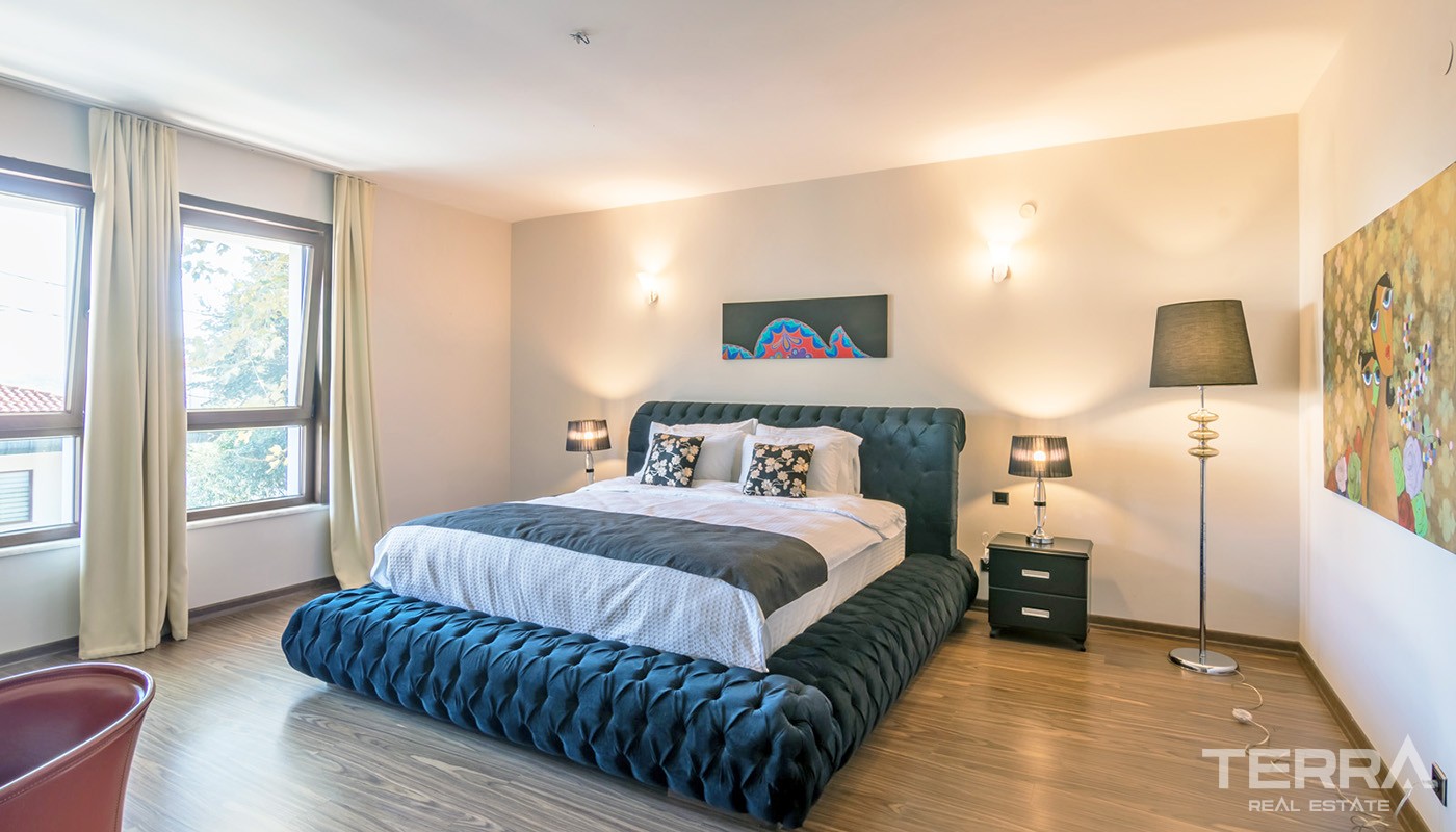 Elegant Villas for Sale in Istanbul with Astonishing Bosphorus View - 24305