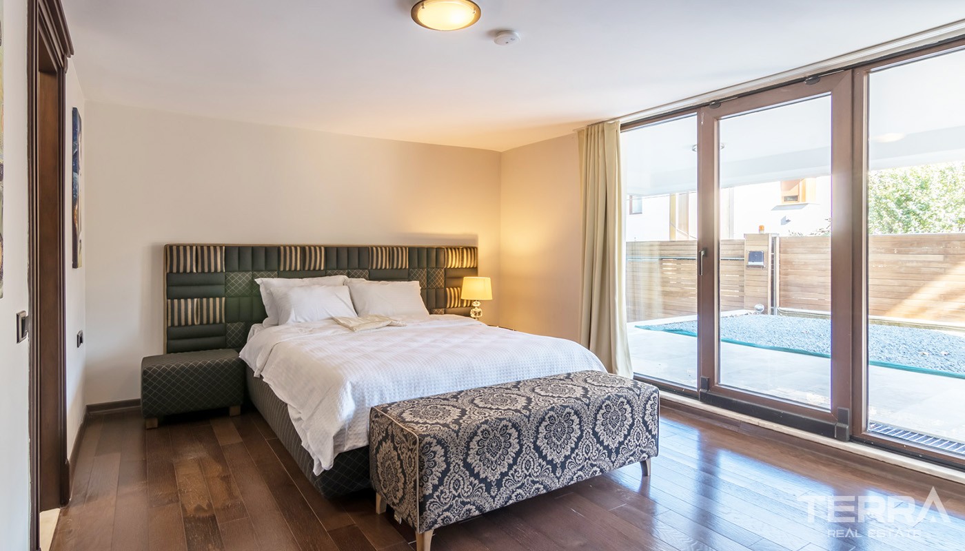 Elegant Villas for Sale in Istanbul with Astonishing Bosphorus View - 24308