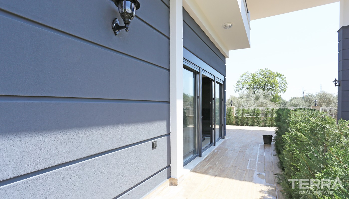 Elegant Villa for Sale in Antalya Located only 500 m to the Beltway - 24401