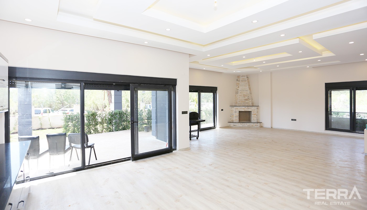 Elegant Villa for Sale in Antalya Located only 500 m to the Beltway - 24406