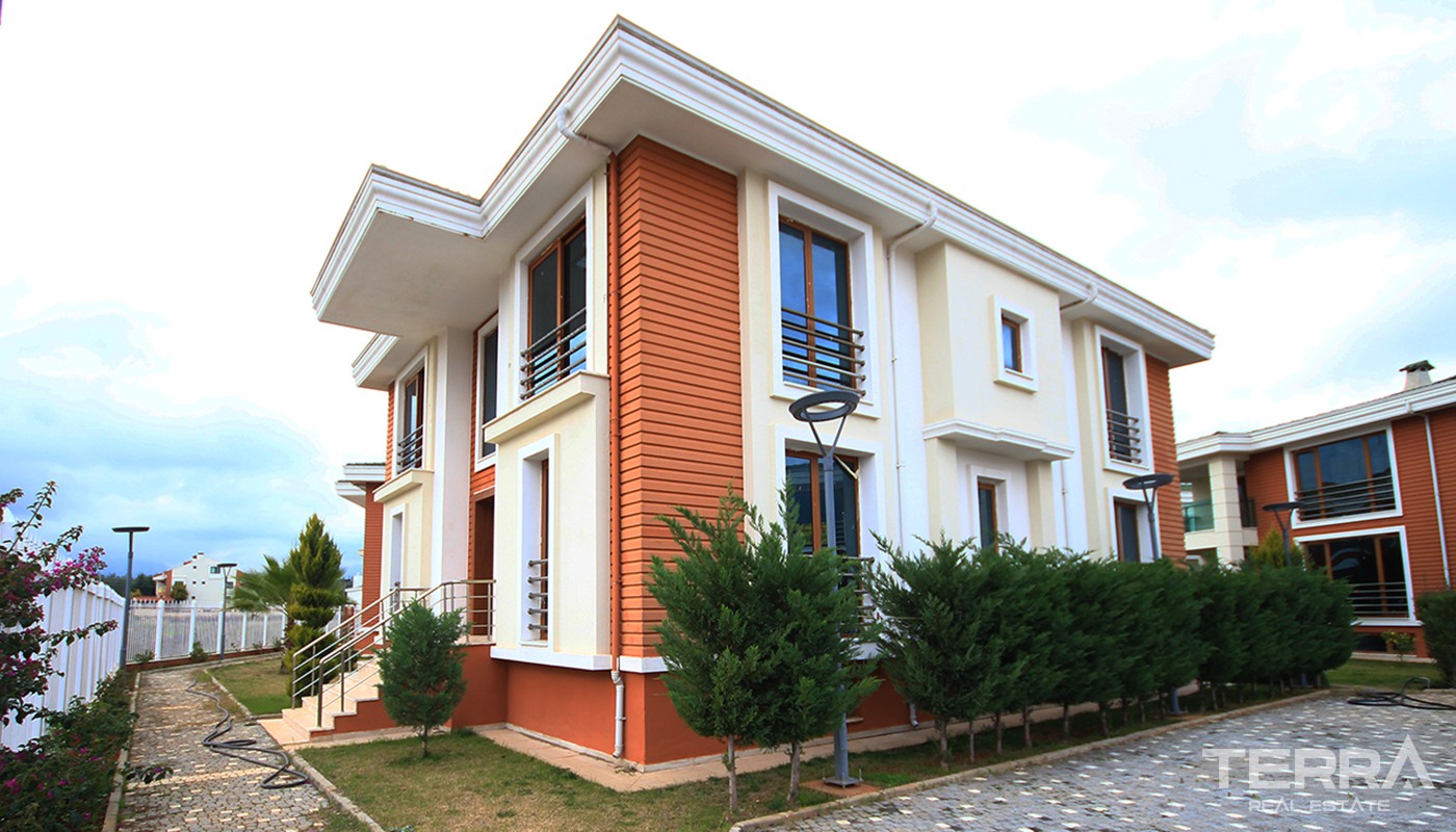 Key Ready Green Park Villas with Forest View in Döşemealtı - 24661