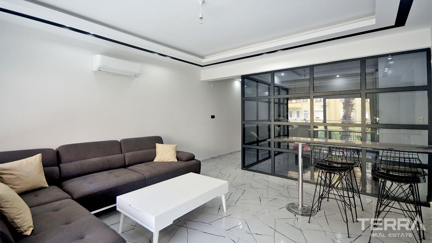 Apartments for Sale in Alanya City Center 50 m to the Beach - 28449