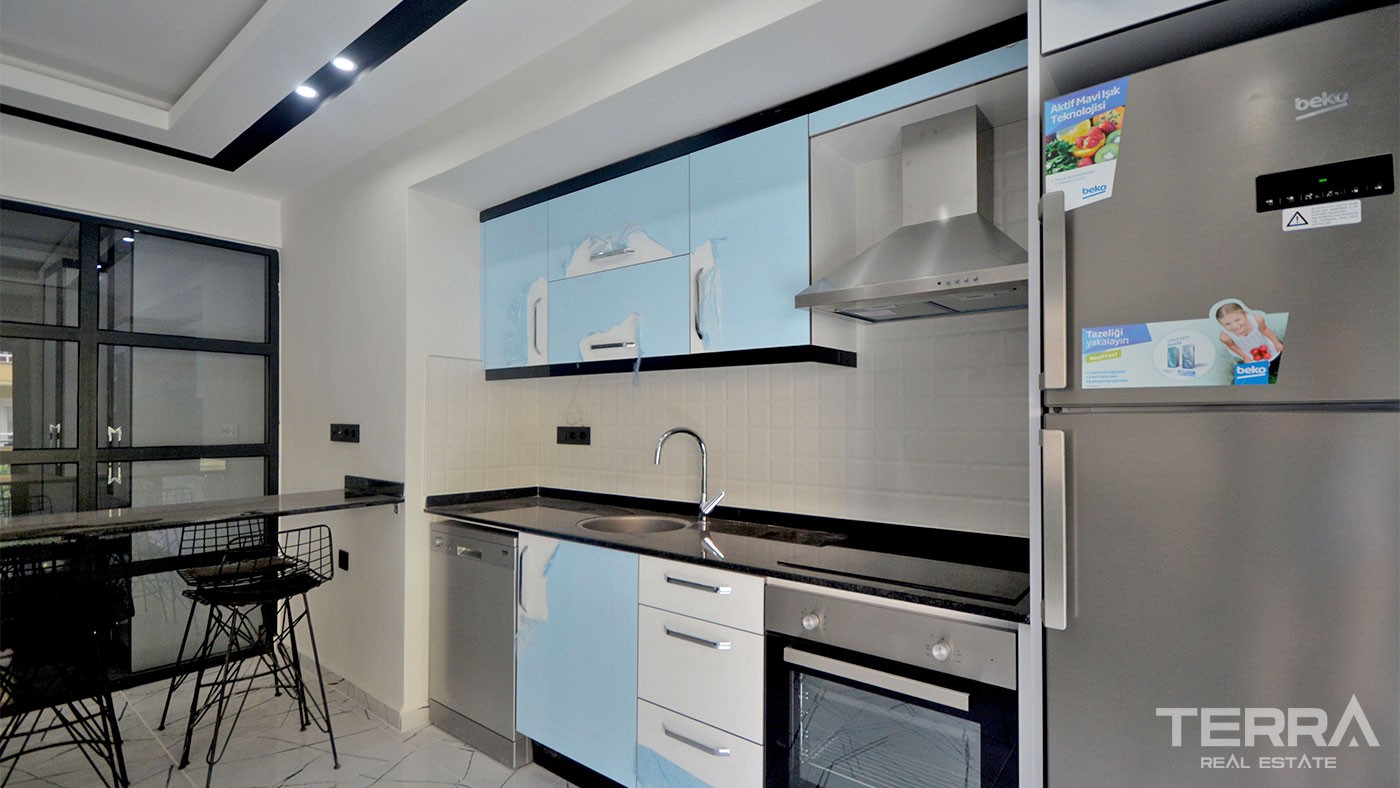 Apartments for Sale in Alanya City Center 50 m to the Beach - 28452