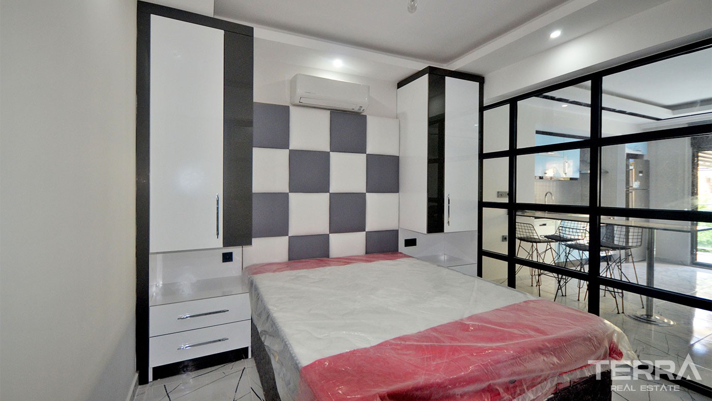 Apartments for Sale in Alanya City Center 50 m to the Beach - 28454