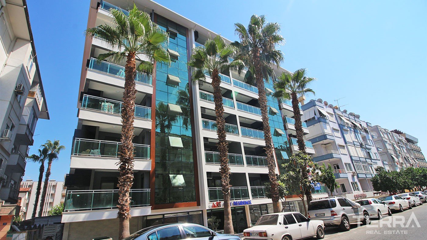 Apartments for Sale in Alanya City Center 50 m to the Beach