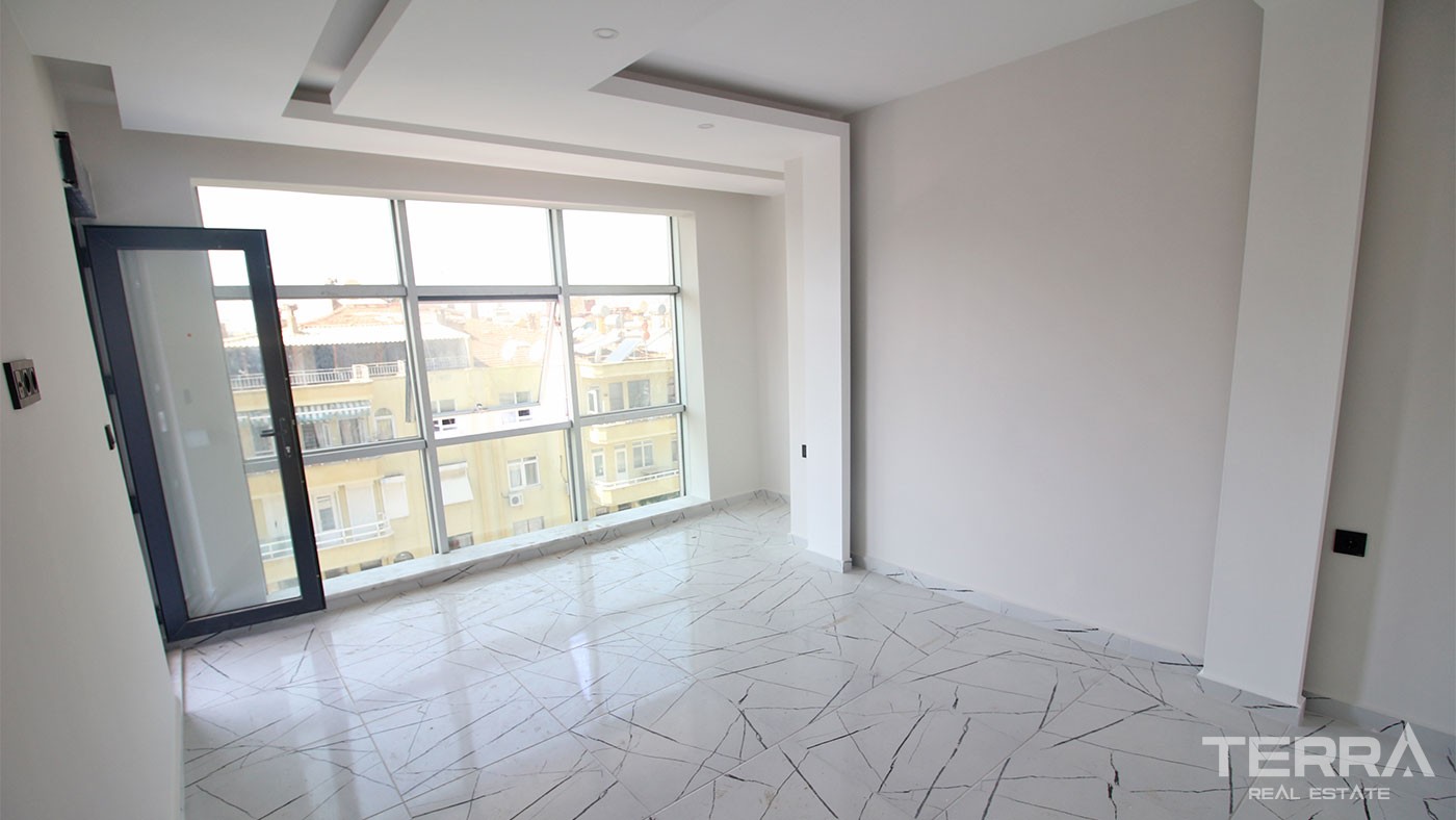 Apartments for Sale in Alanya City Center 50 m to the Beach - 28719