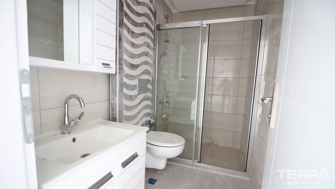 Apartments for Sale in Alanya City Center 50 m to the Beach - 28720