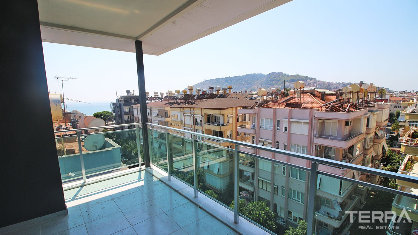 Apartments for Sale in Alanya City Center 50 m to the Beach - 28724