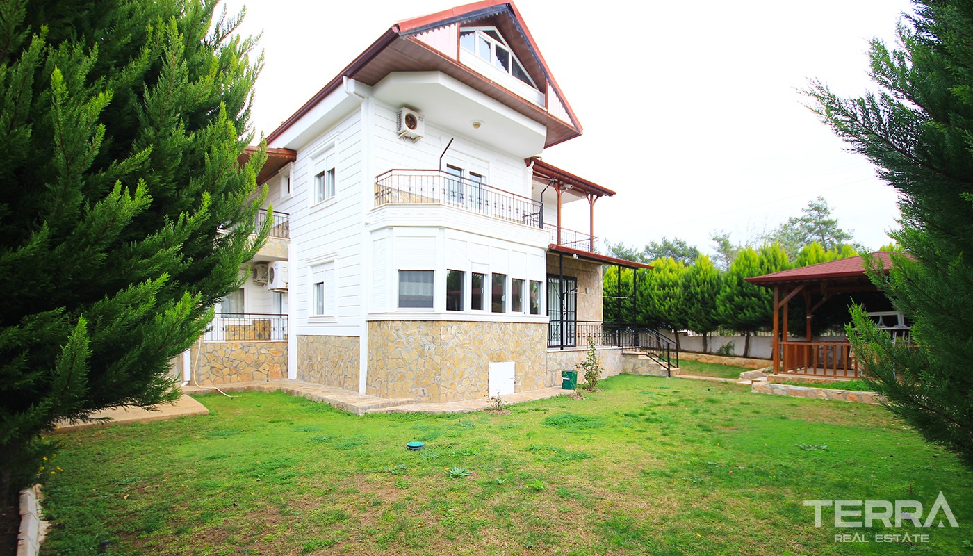 Fully Equipped Villa With Fruit Garden in Antalya Döşemealtı