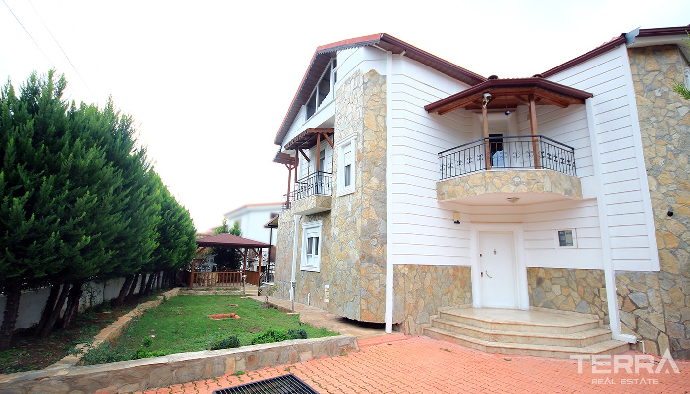 Fully Equipped Villa With Fruit Garden in Antalya Döşemealtı - 24876