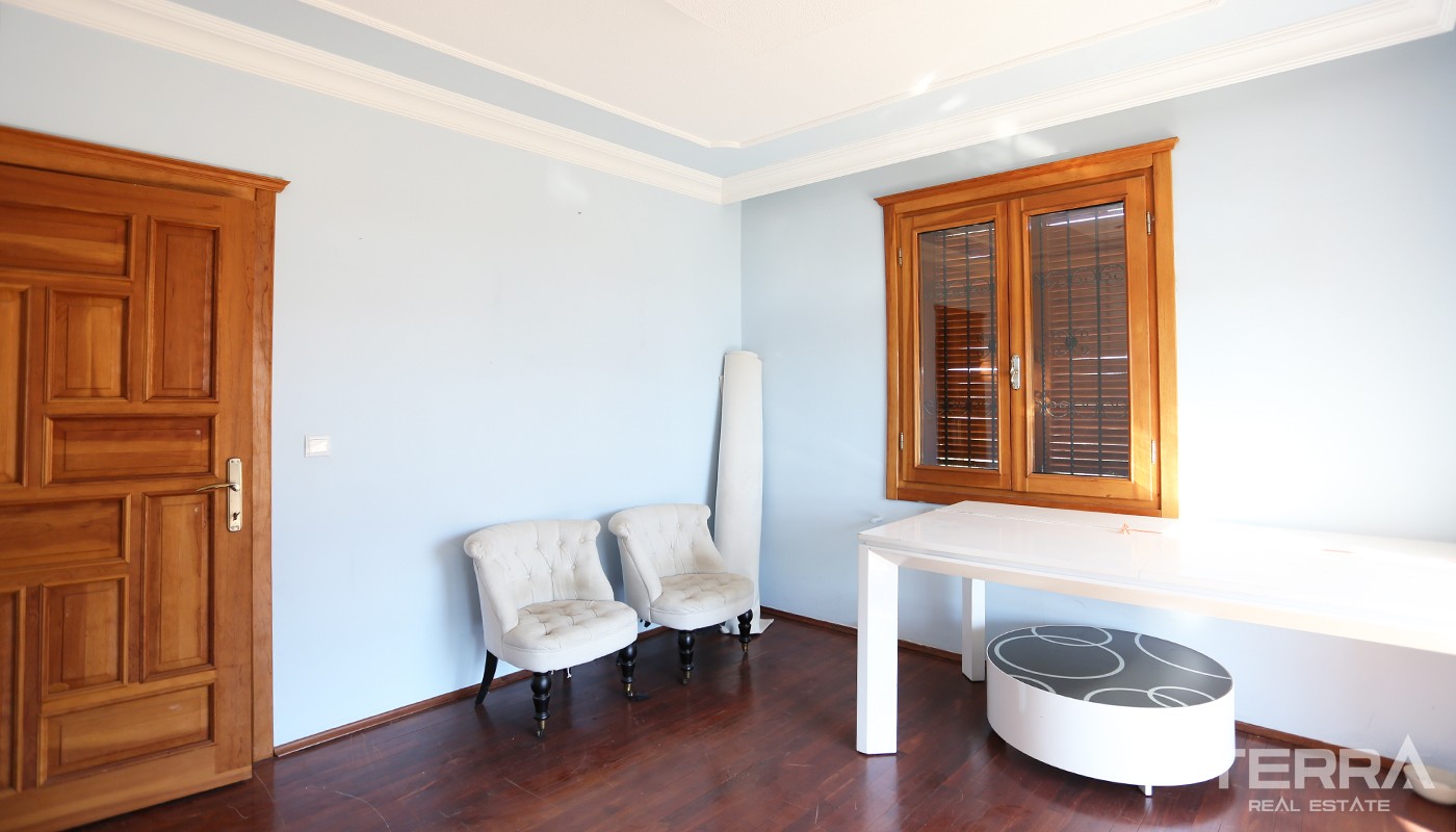 Authentic Turkish Villa for Sale in Antalya Kepez with Great Location - 24995