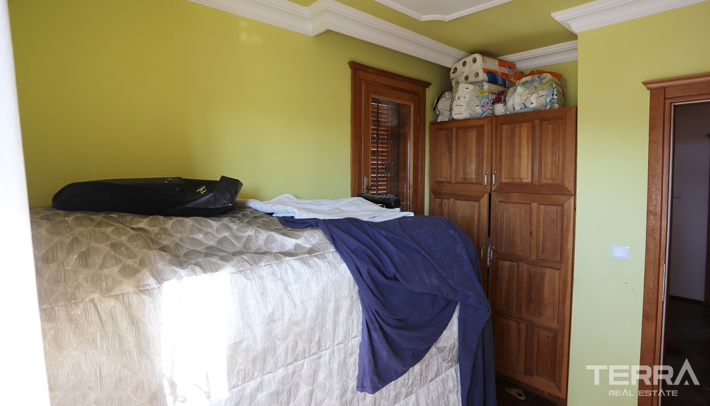 Authentic Turkish Villa for Sale in Antalya Kepez with Great Location - 25000