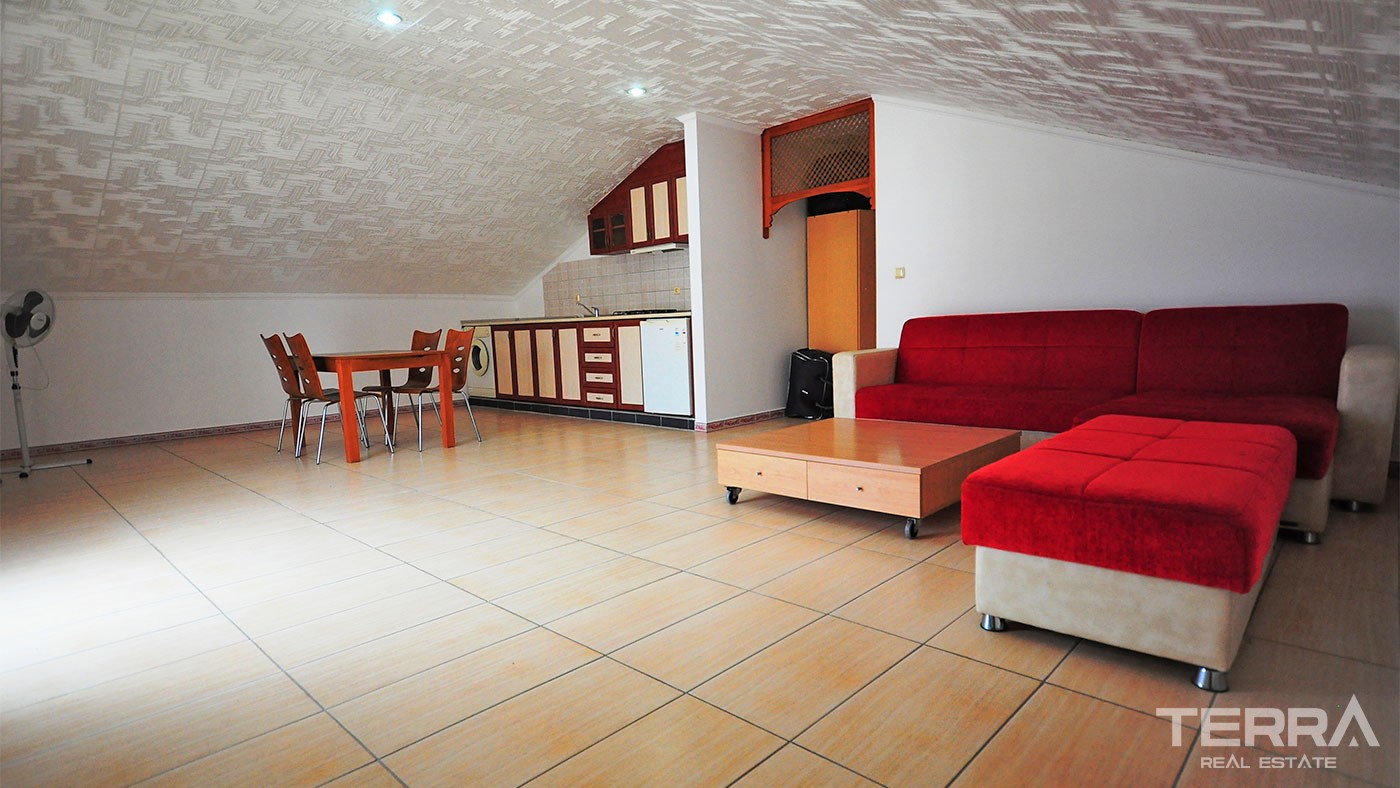 Detached Villa for Sale Located in Kemer City Center with Private Pool - 25031