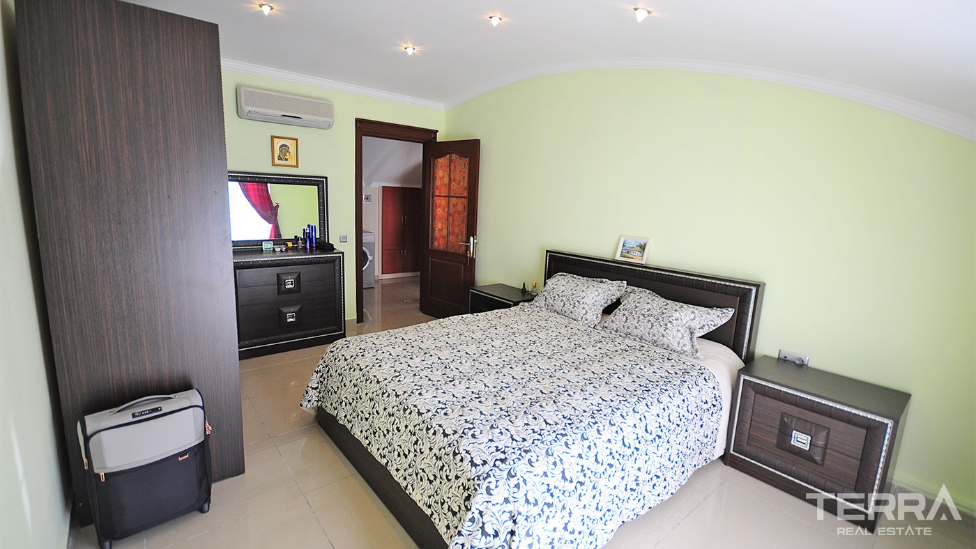 Penthouse Apartment for Sale in Kemer with Taurus Mountain View - 25398
