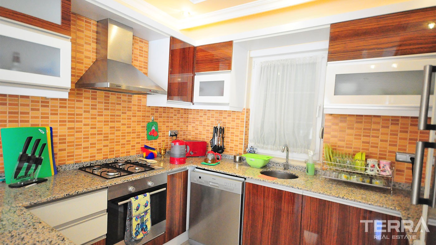 Penthouse Apartment for Sale in Kemer with Taurus Mountain View - 25401