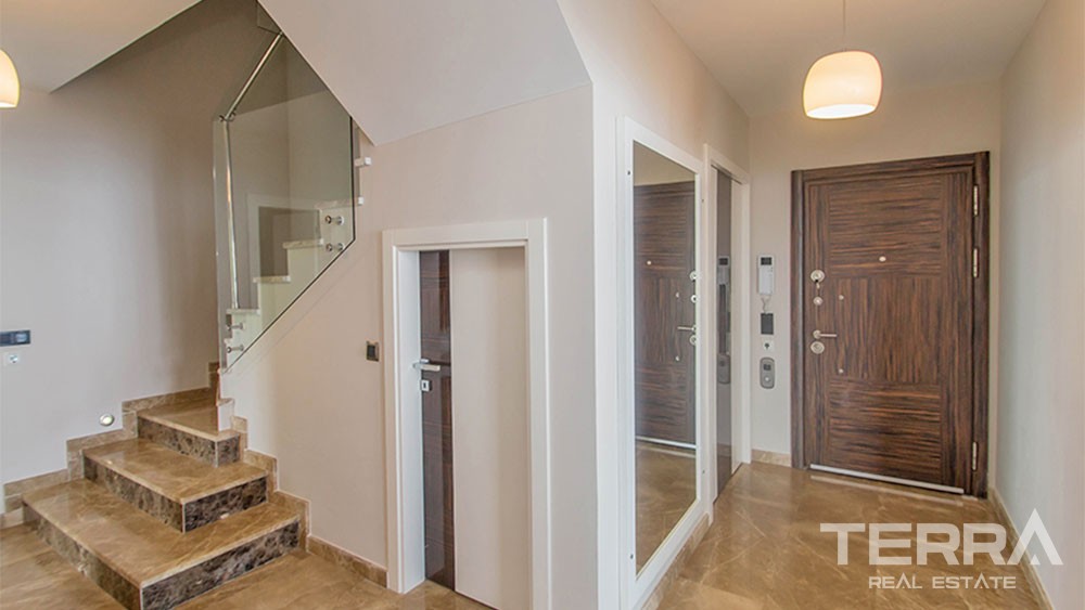 Splendid Penthouse with City and Sea Views in Alanya Bektaş - 25989