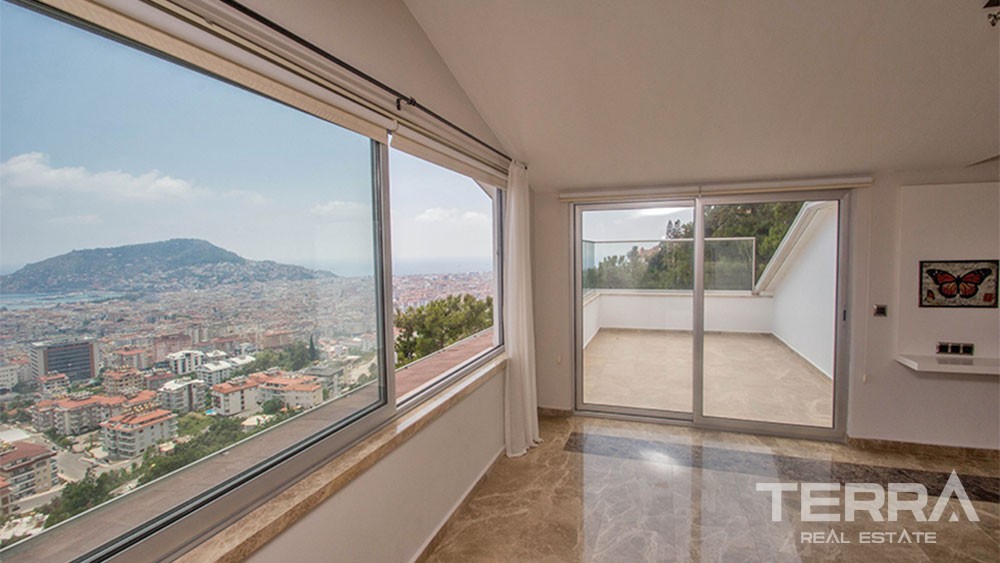 Splendid Penthouse with City and Sea Views in Alanya Bektaş - 25995