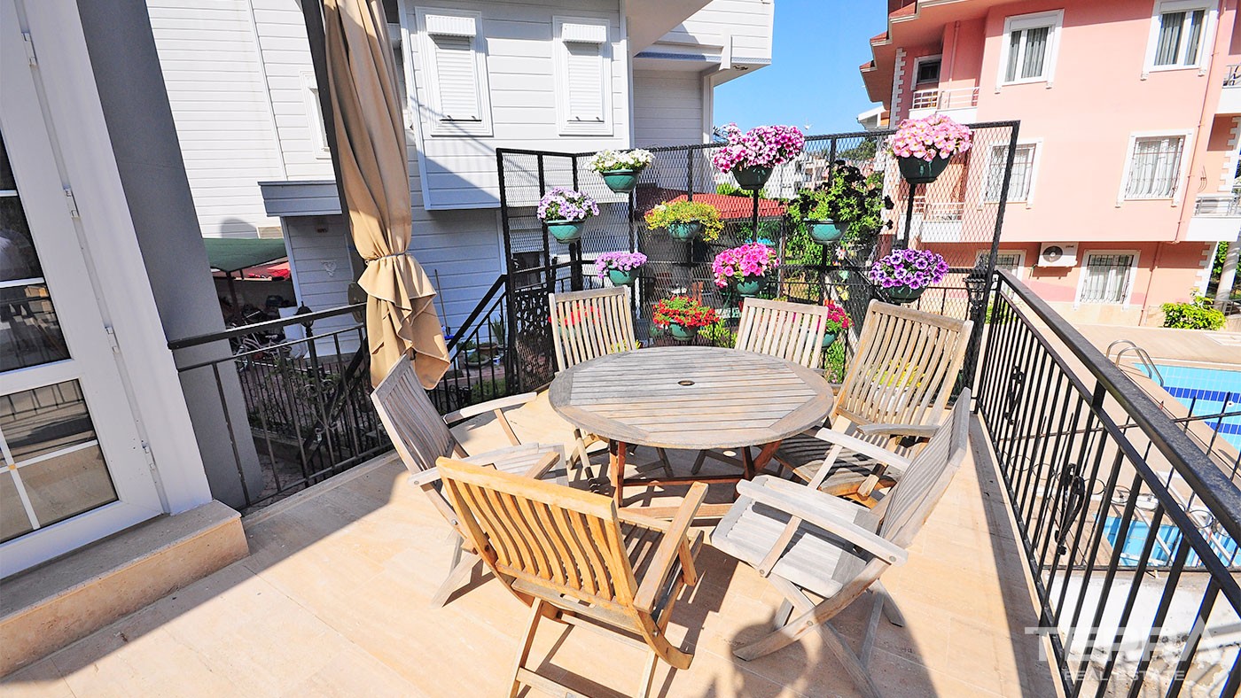 Mountain-view Detached Villa for Sale in Kemer Near the Sea - 25428