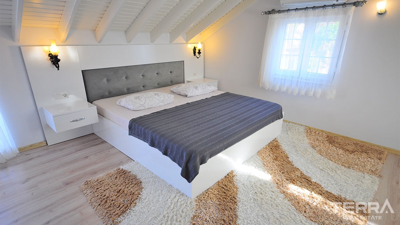 Mountain-view Detached Villa for Sale in Kemer Near the Sea - 25448