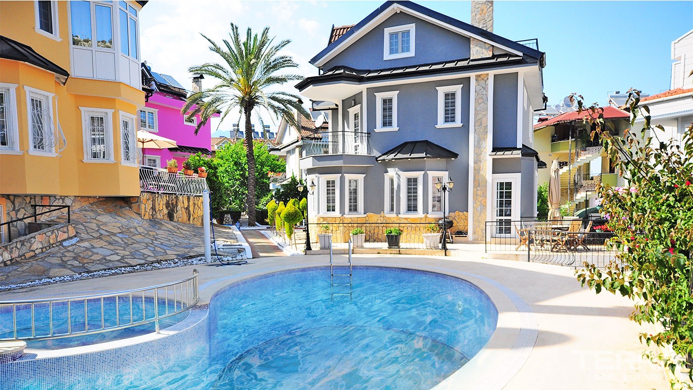 Mountain-view Detached Villa for Sale in Kemer Near the Sea - 25507