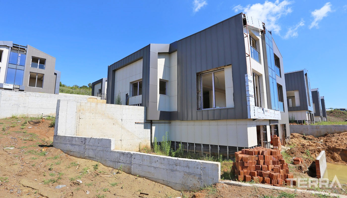 Apartments und Villen in der Nähe des Flughafens Istanbul in Sarıyer - 33501