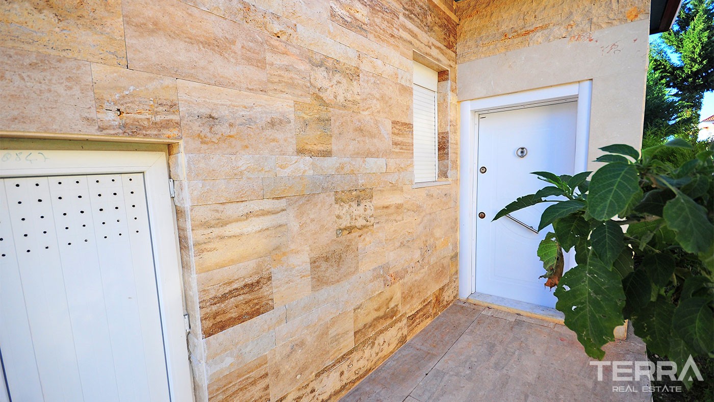 Spacious 3 Bedroom Villa for Sale in Kemer City Center - 25477