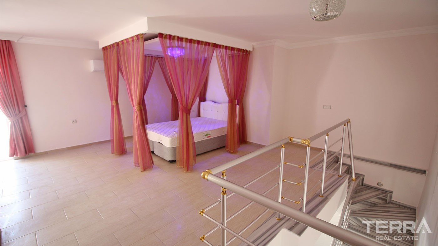 Spacious Mahmutlar Apartment for Sale Located Only 300 m to the Beach - 25525