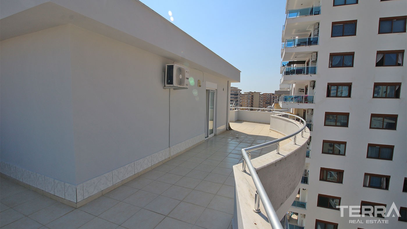 Spacious Mahmutlar Apartment for Sale Located Only 300 m to the Beach - 25531