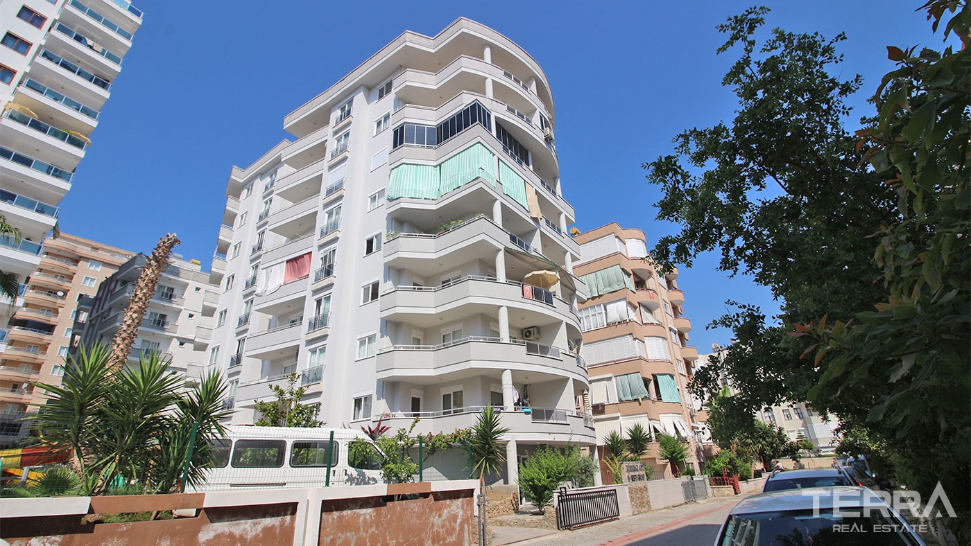 Spacious Mahmutlar Apartment for Sale Located Only 300 m to the Beach - 25537