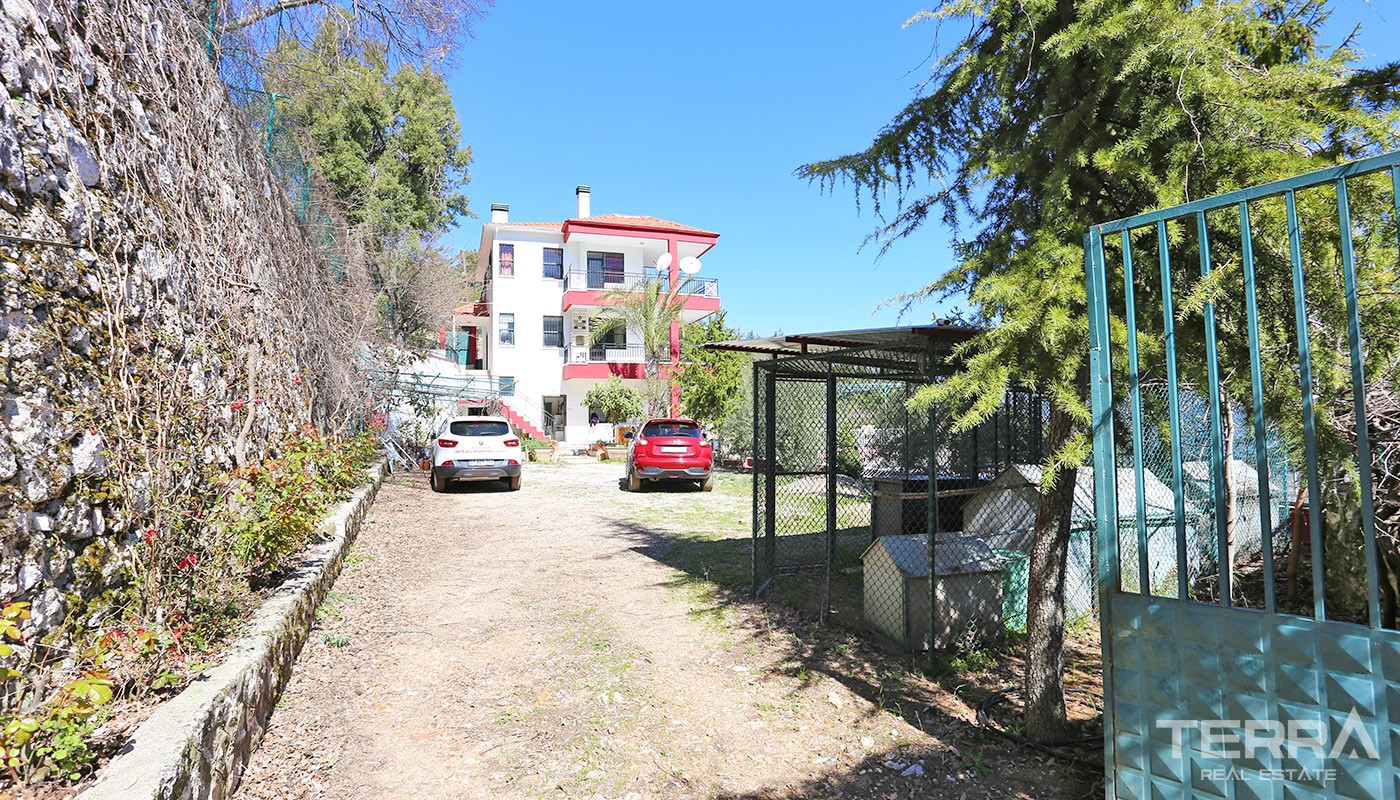 Mountain View Turkish Villa for Sale in Konyaaltı with Private Pool - 25578