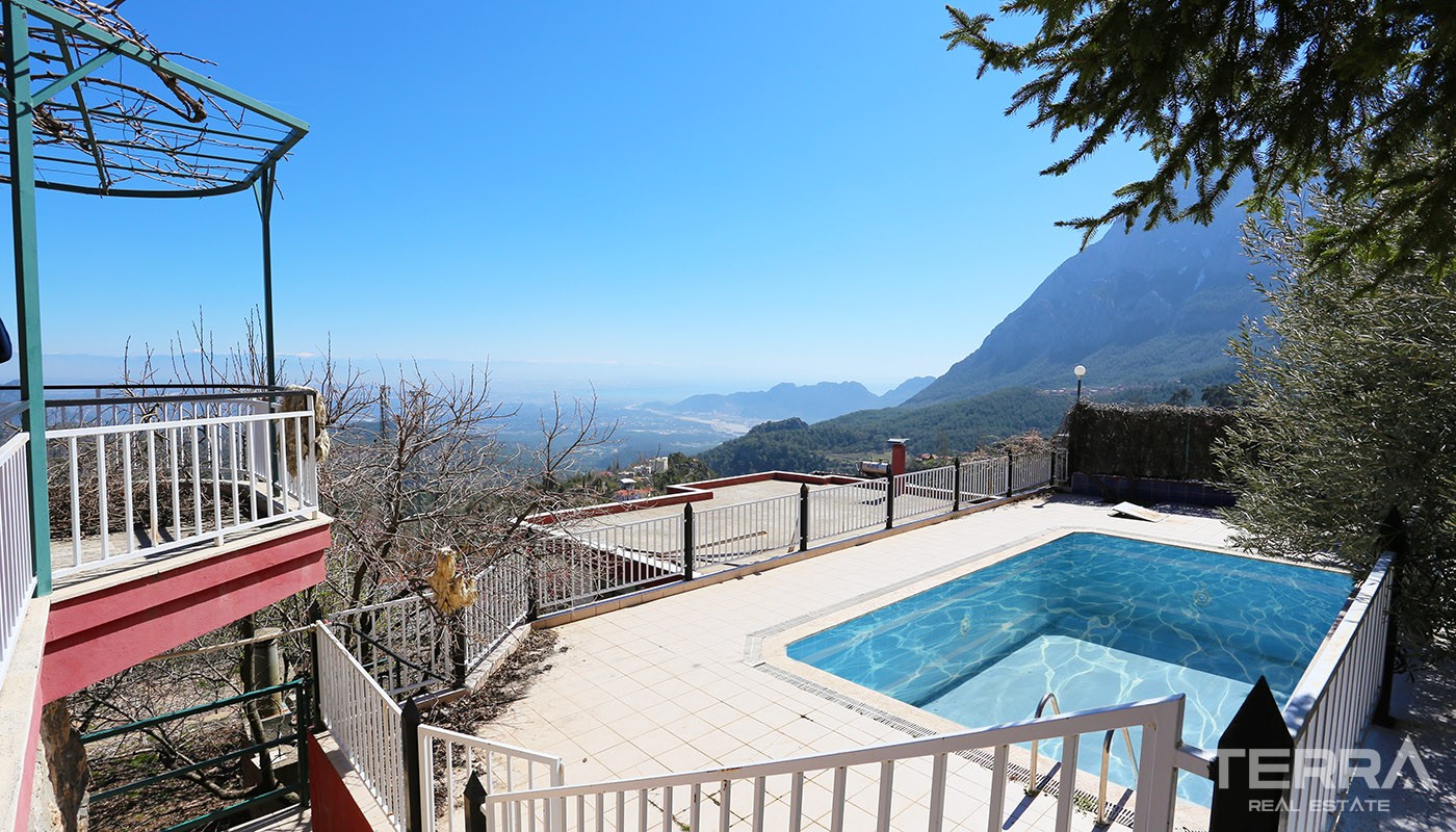 Mountain View Turkish Villa for Sale in Konyaaltı with Private Pool - 25582
